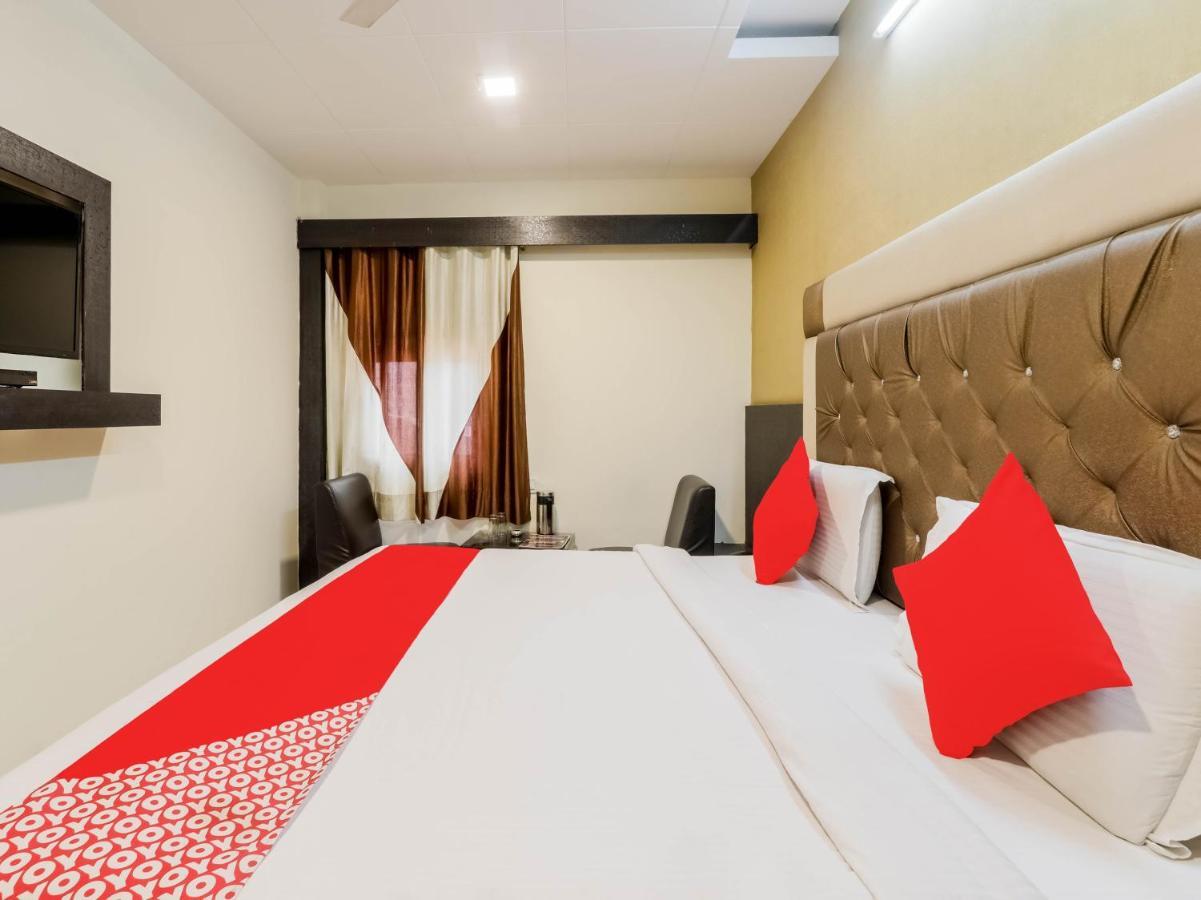 Oyo 79765 Hotel Samrat Lucknow Esterno foto